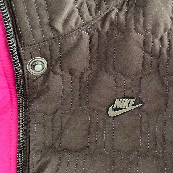 Nike NWOT Women's Brown Winter Quilted Vest (M) - Picture 7 of 10